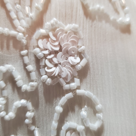 Woman's blouse - Picture 11 of 16